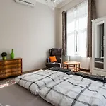 شقة Buda Castle -shiny 3 Bedrooms بودابست
