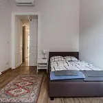 Buda Castle -shiny 3 Bedrooms *