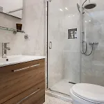 Buda Castle -shiny 3 Bedrooms