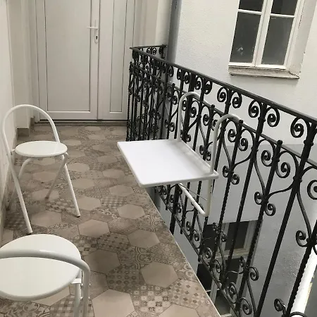 Buda Castle -shiny 3 Bedrooms Apartment Budapest